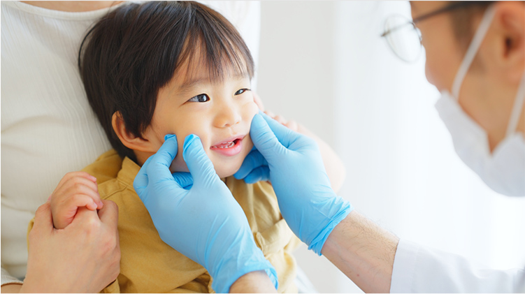 舌小体短縮症の治療が可能